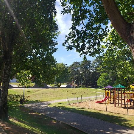 Lugar encantador com pátio, próximo ao pórtico de Gramado Esterno foto